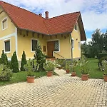 Apartament Petra Apartmanhaz *