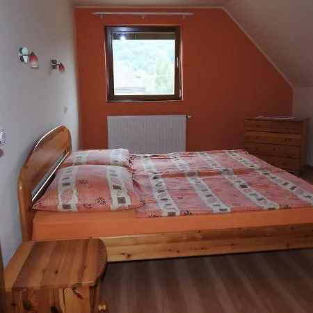 דירה Petra Apartmanhaz בדקסוניטומאי