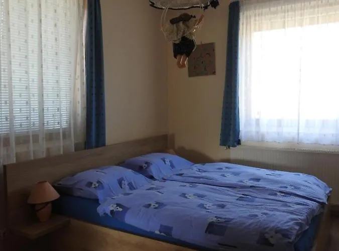 Petra Apartmanhaz Apartamento *