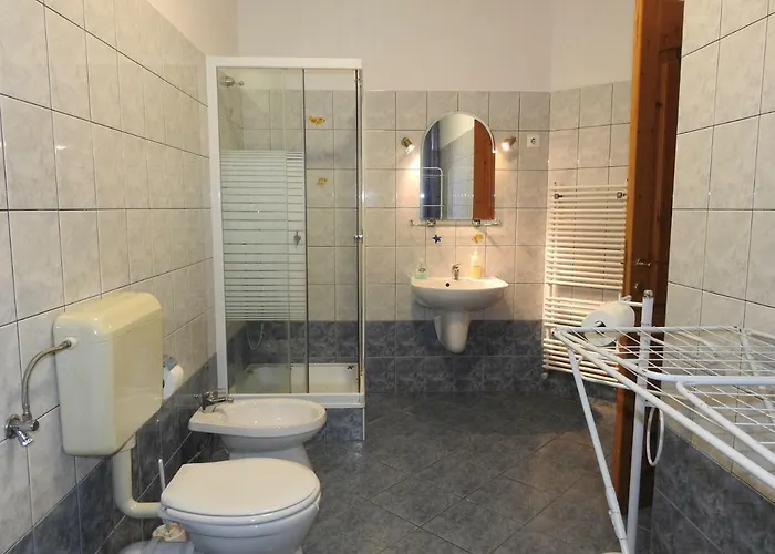 Petra Apartmanhaz Apartamento Badacsonytomaj